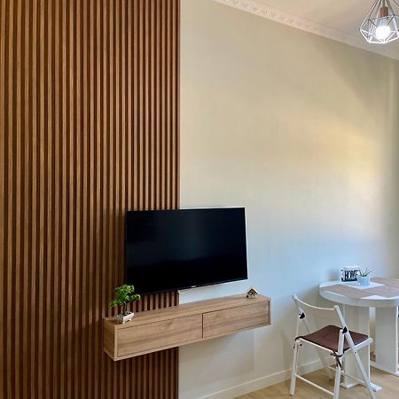 Home Inn Apartment 2 Near City Center Тирана Екстериор снимка