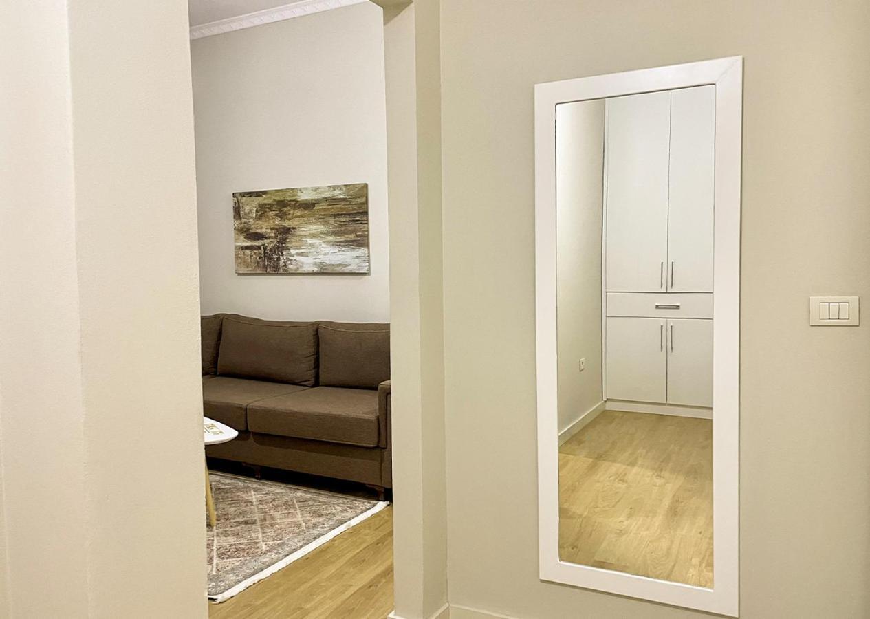 Home Inn Apartment 2 Near City Center Тирана Екстериор снимка