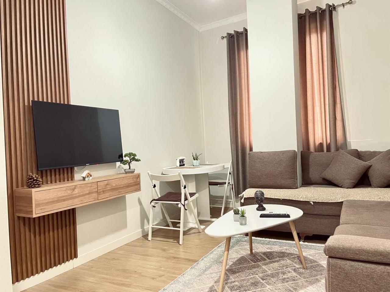 Home Inn Apartment 2 Near City Center Тирана Екстериор снимка